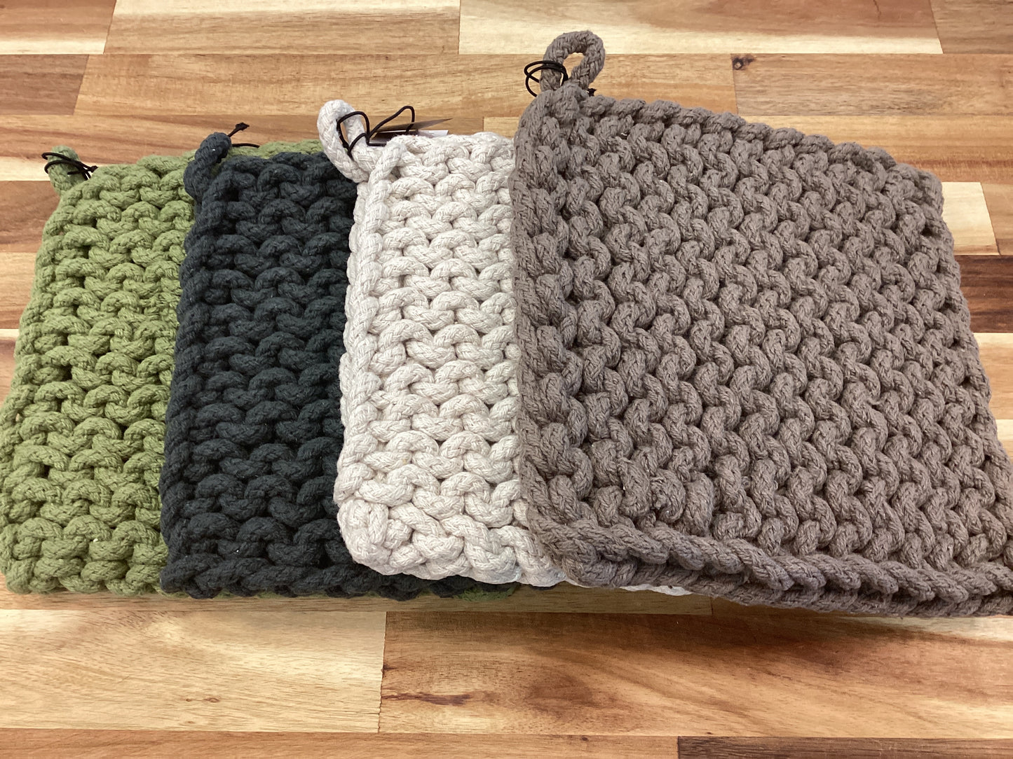 8” square crocheted pot holder
