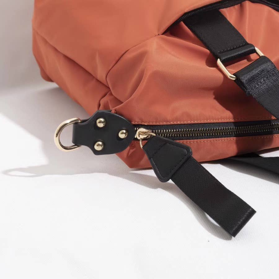 Nylon Travel Bag: Camo Green