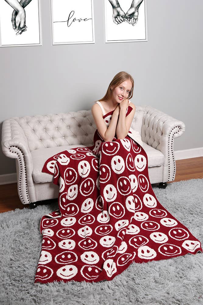 Happy Face Throw Blanket: Yellow