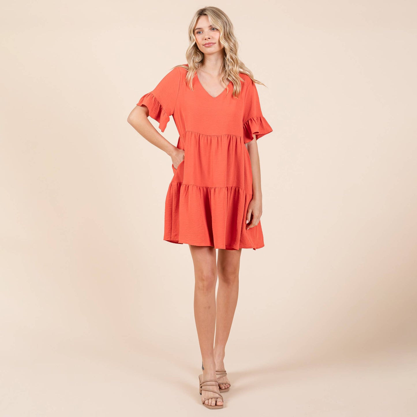 Layered Pleated Flutter Ruffle Sleeve Tiered Dress: Black / Medium 8-10