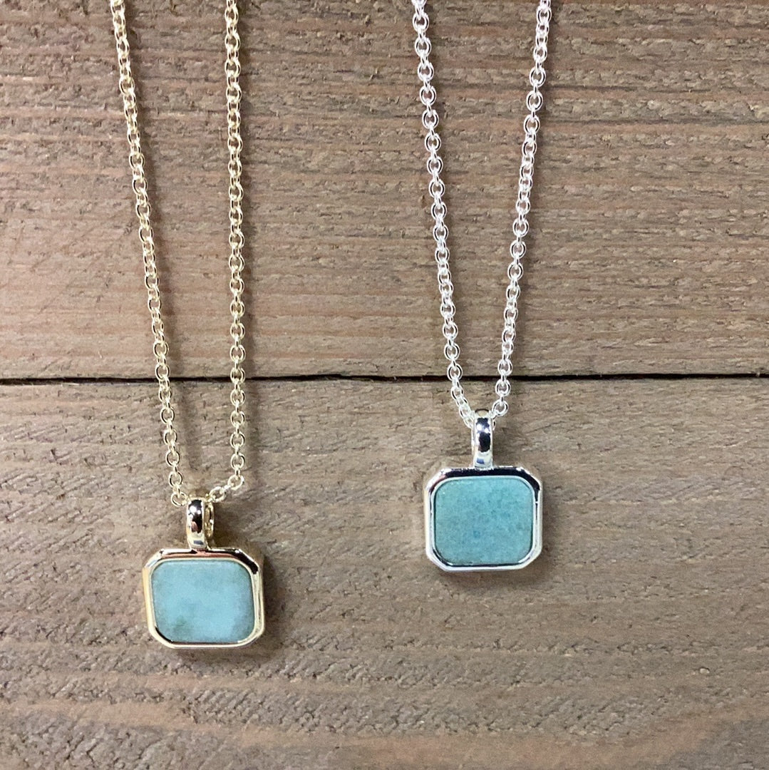 Glee Florence square necklace silver/ amazonite