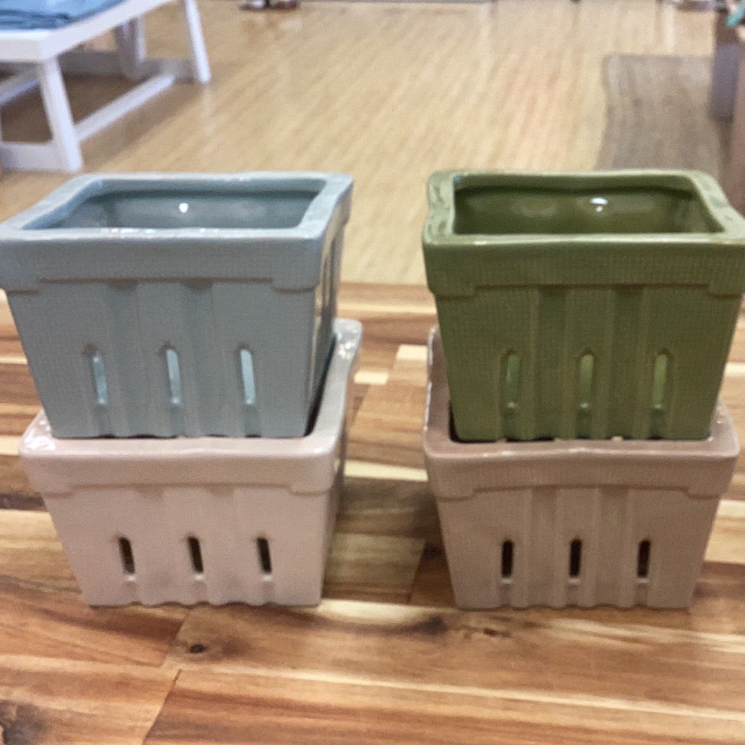 Berry basket bowl…4 colors