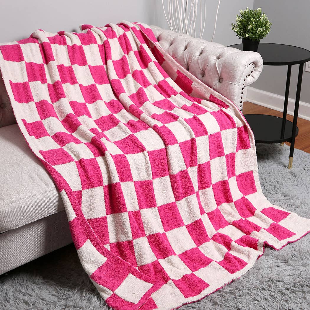 Checkerboard Throw Blanket: Pink