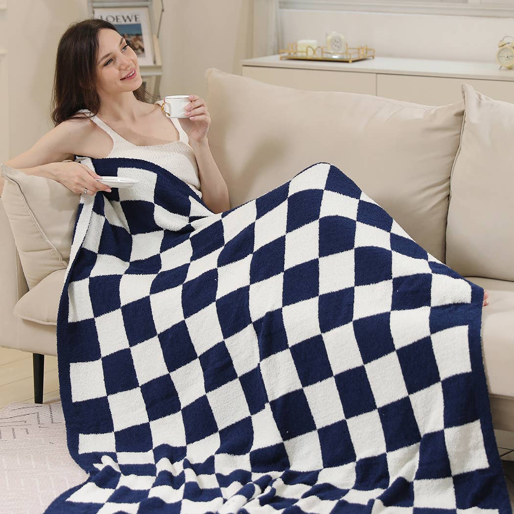 Checkerboard Throw Blanket: Pink