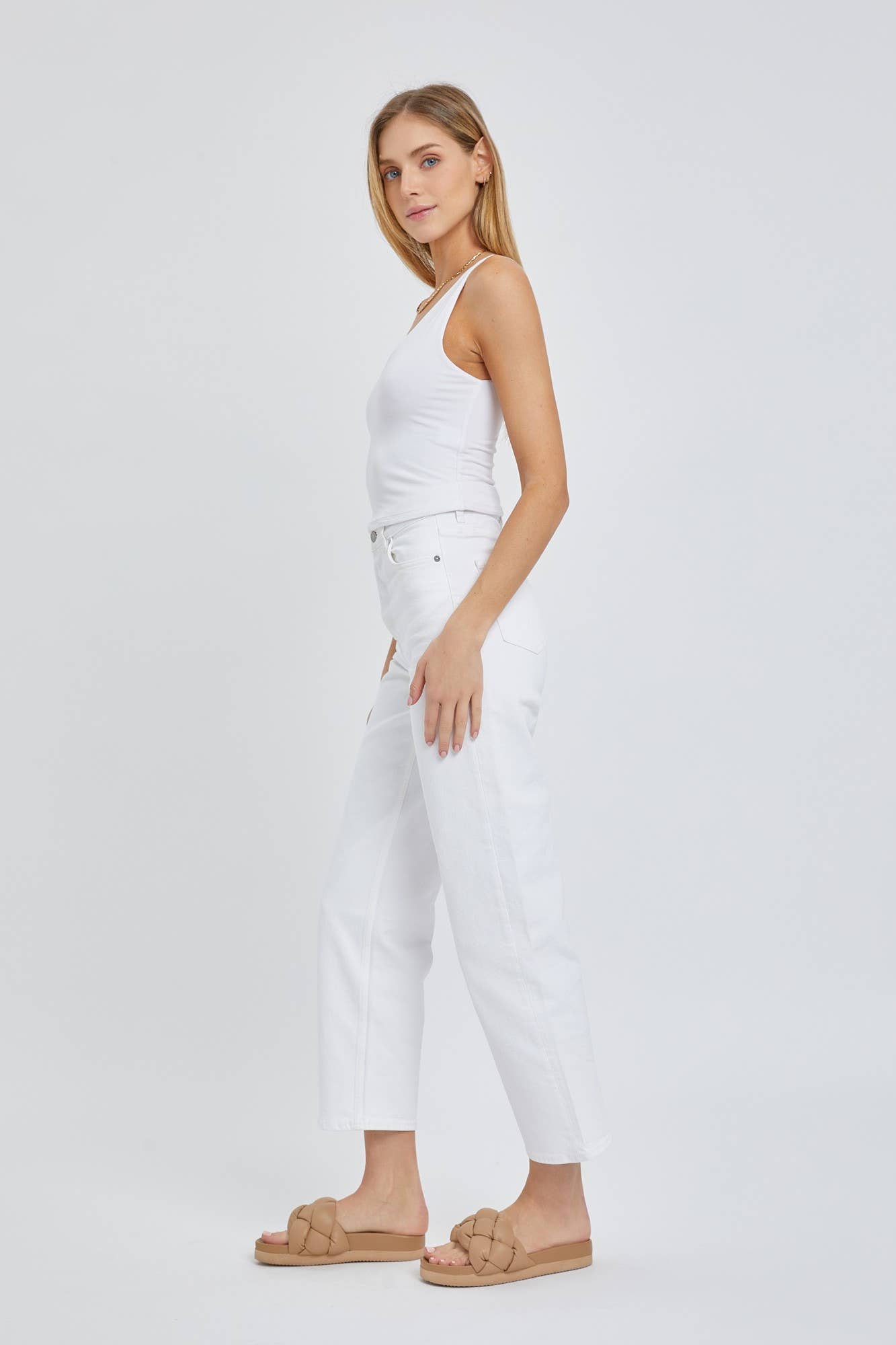Crop V-Neck Tank: L / Cropped / Black