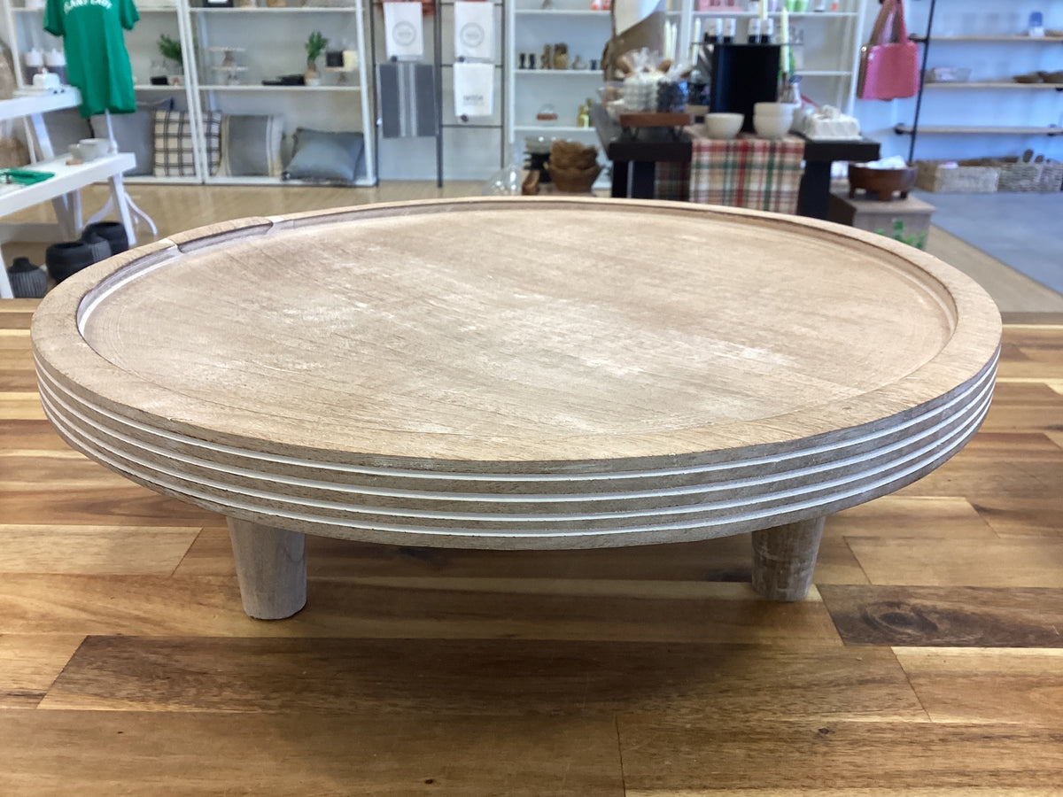 Round pedestal platter
