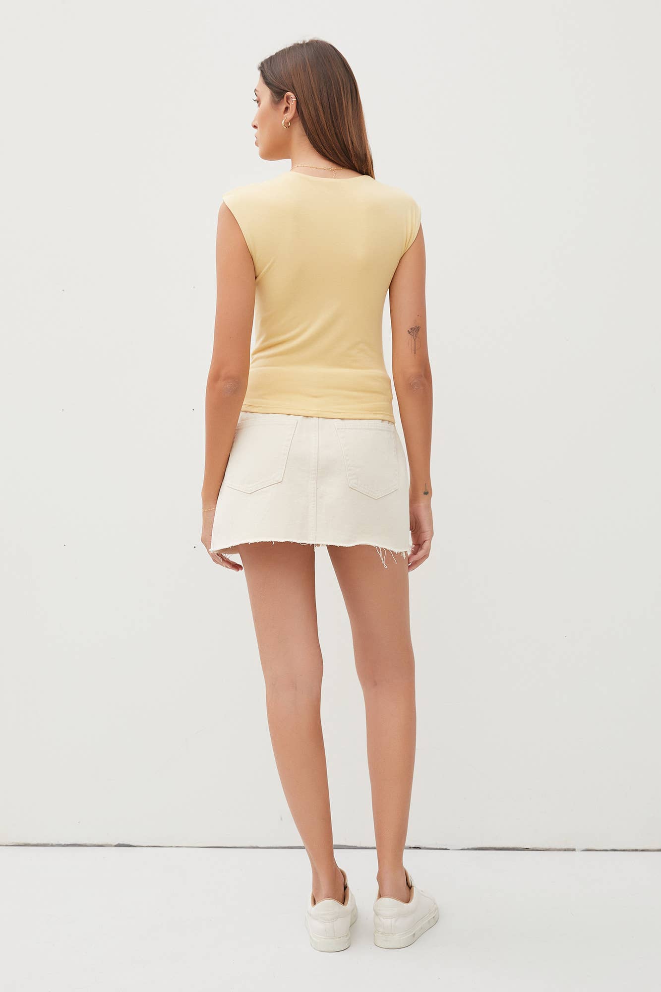 BASIC CAP SLEEVE KNIT TOP: Small / Off White