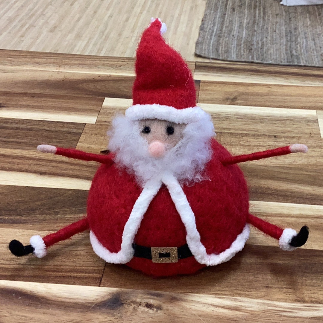 Sitting Santa- felt