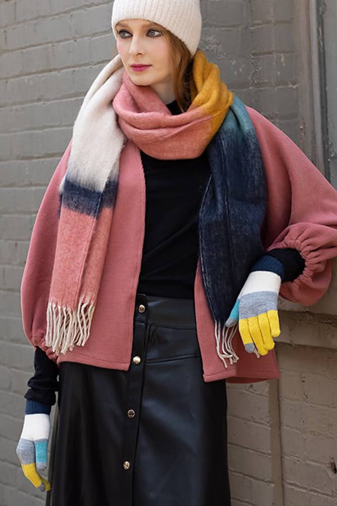 Color Block Knit Touch Gloves: Ivory