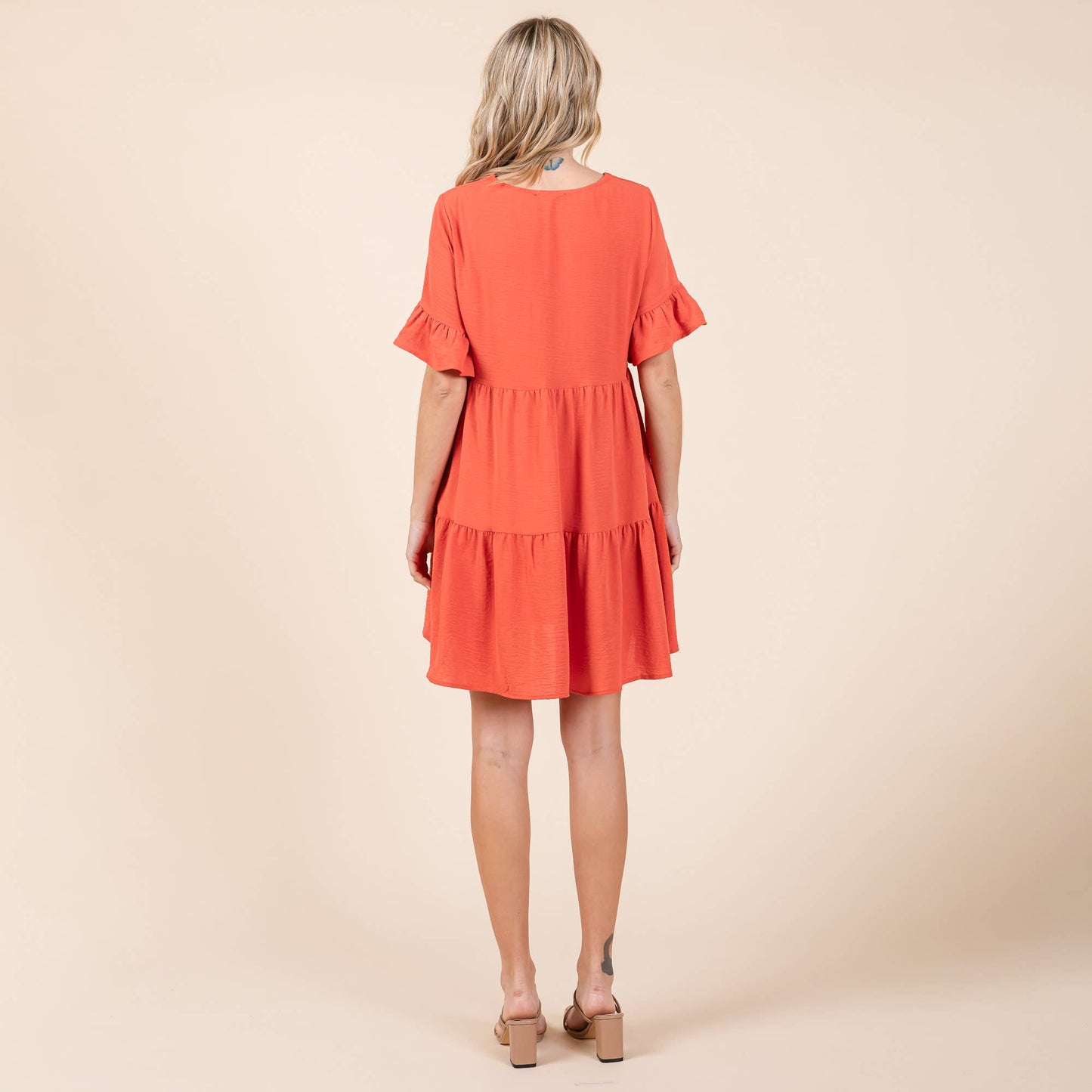 Layered Pleated Flutter Ruffle Sleeve Tiered Dress: Black / Medium 8-10