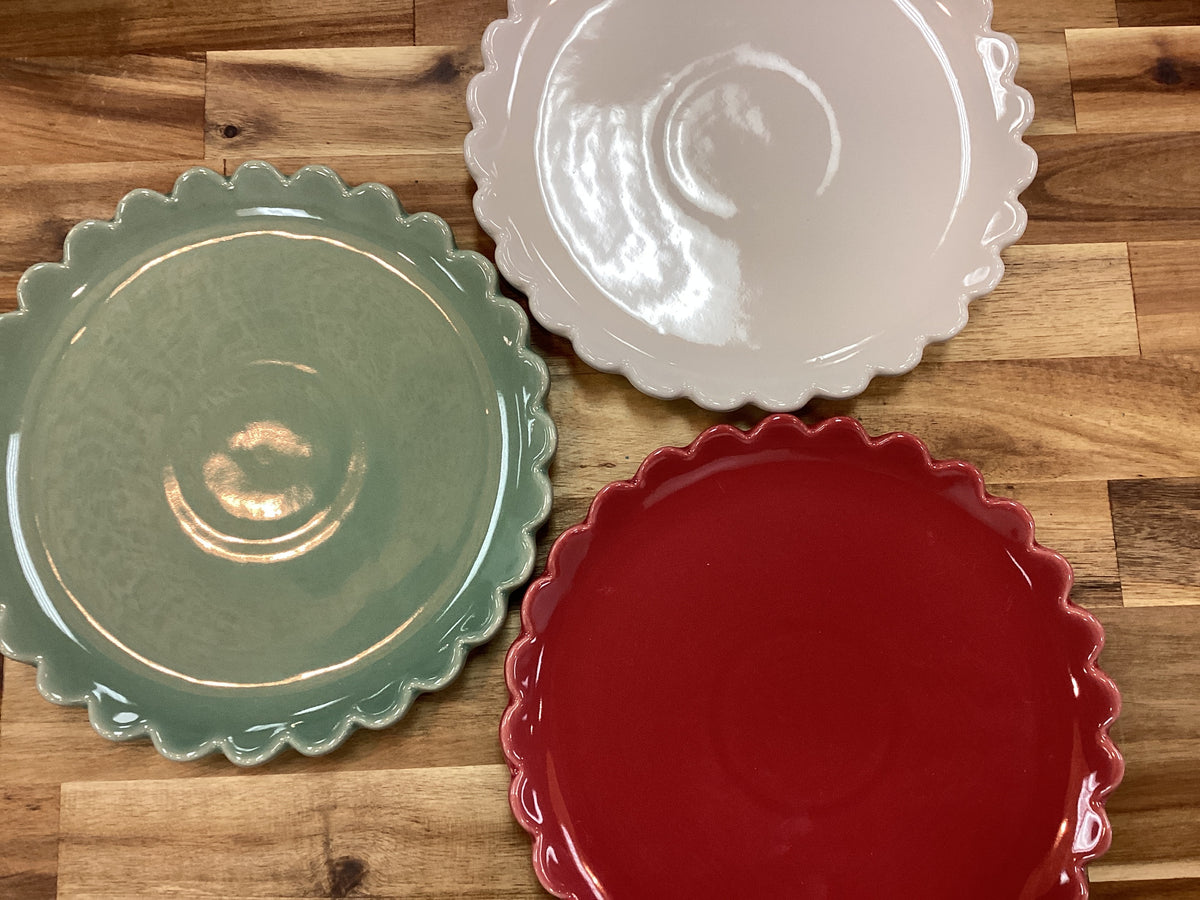 8” plate with scalloped edges, 3 colors