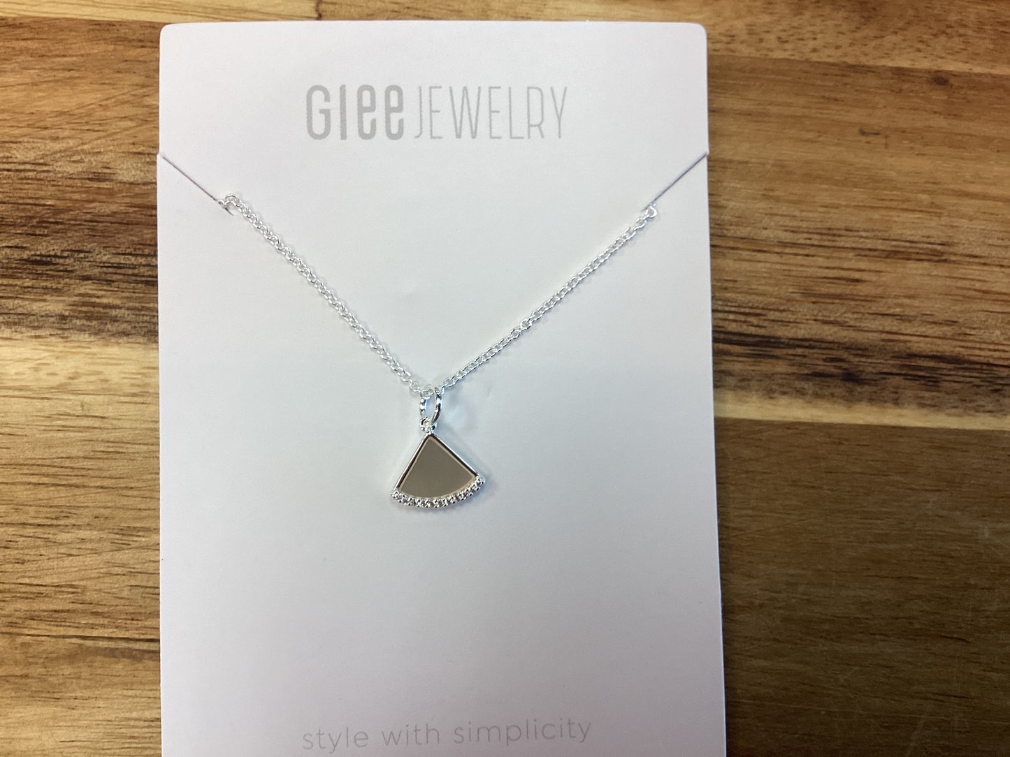 Glee fanfare necklace silver/mother of pearl