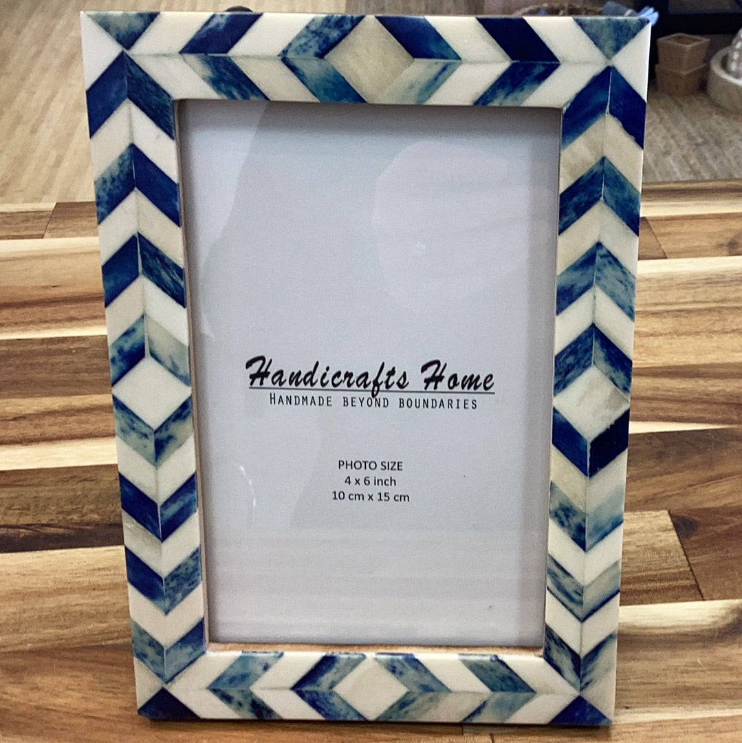 Photo Frame Mosaic Chevron Blue & White 4x6 Inch: 4x6 Inches