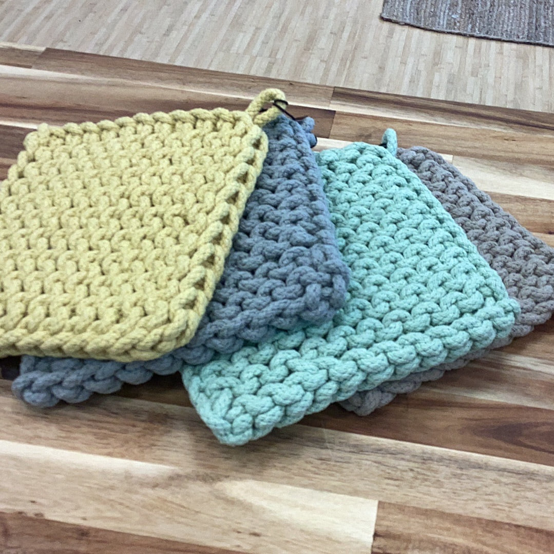8” square crocheted pot holder