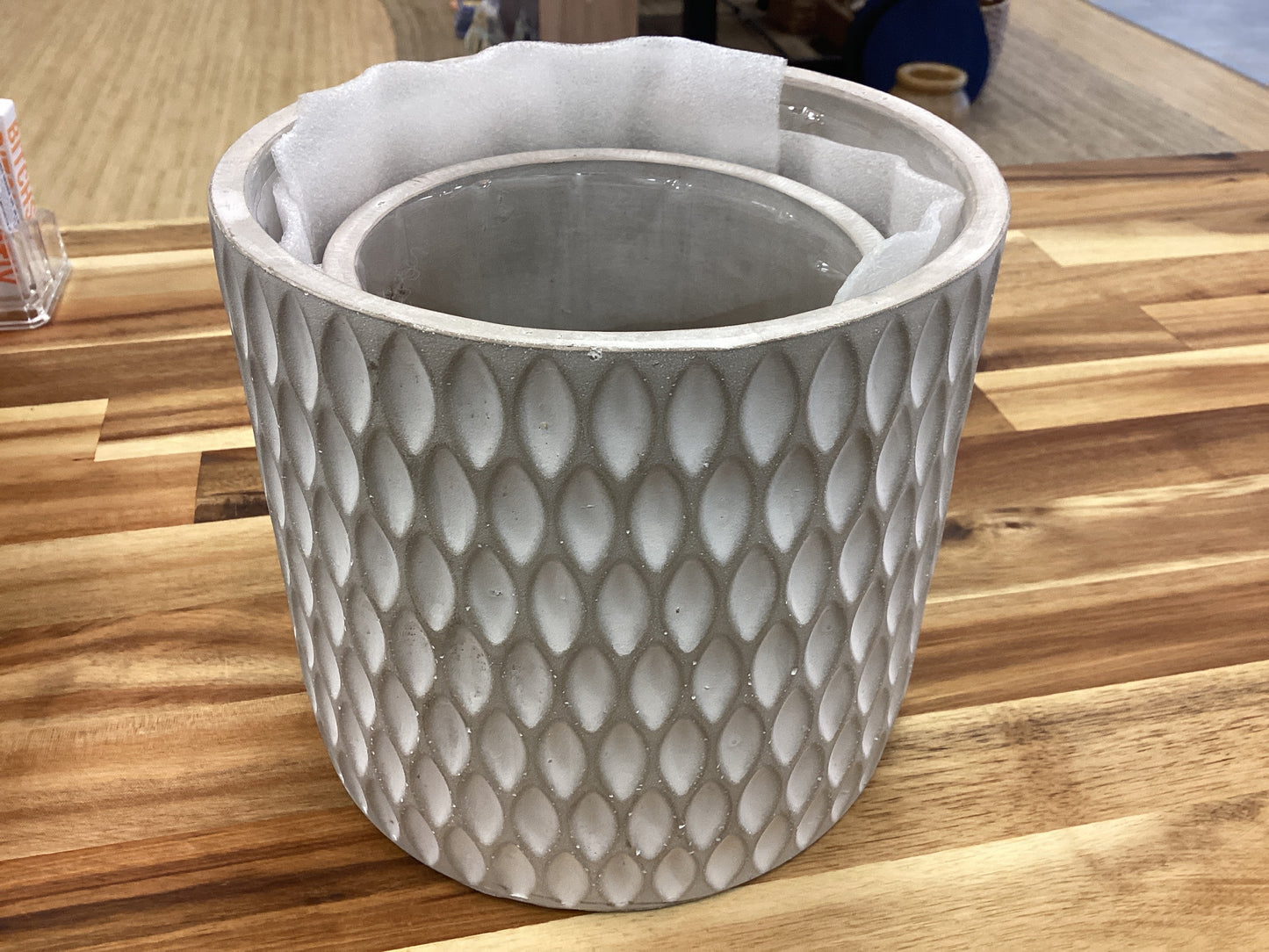 Clay planter, set of 2