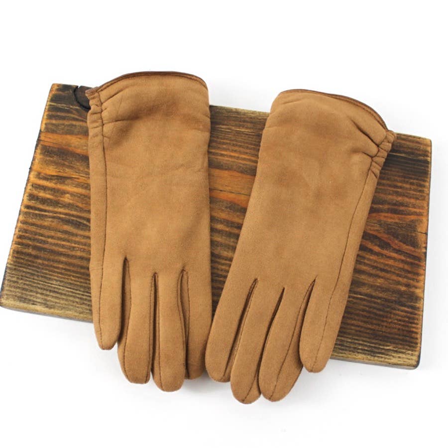 Rouched Suede-Like Gloves: Black