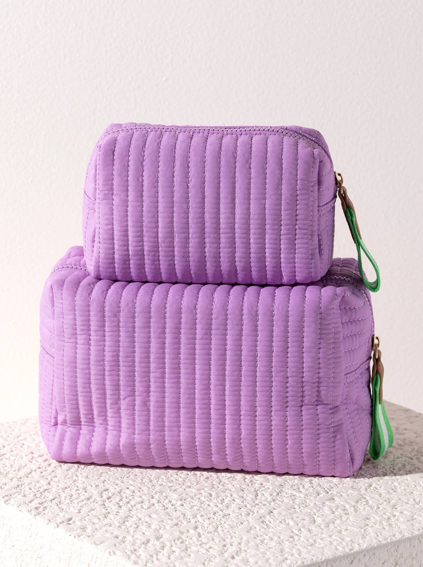 EZRA LARGE COSMETIC BAG: Lilac