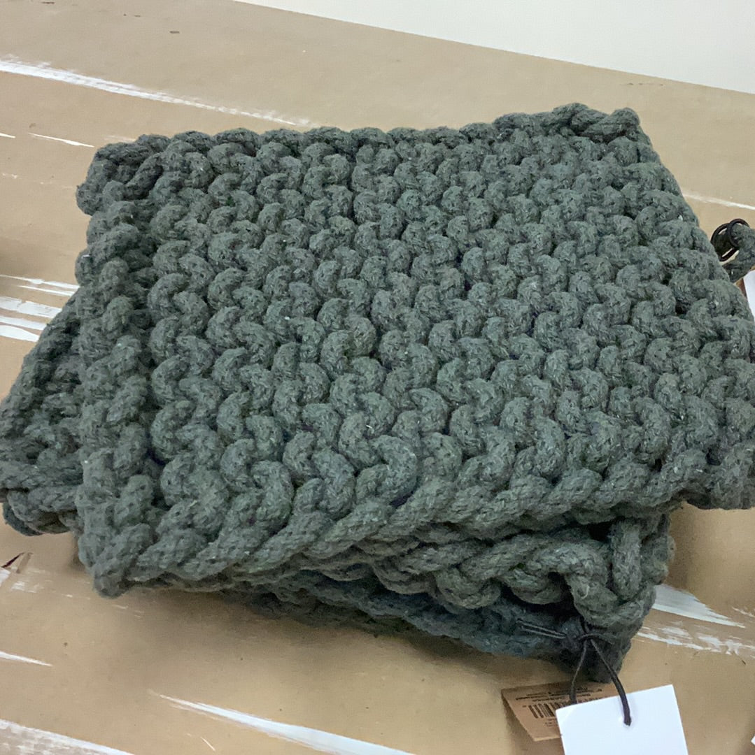 Cotton crocheted pot holder…black