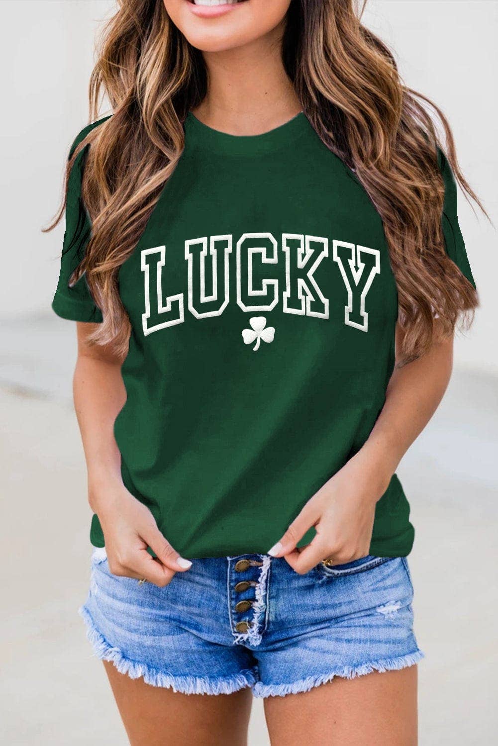 LUCKY Clover Round Neck T Shirt: S / Green