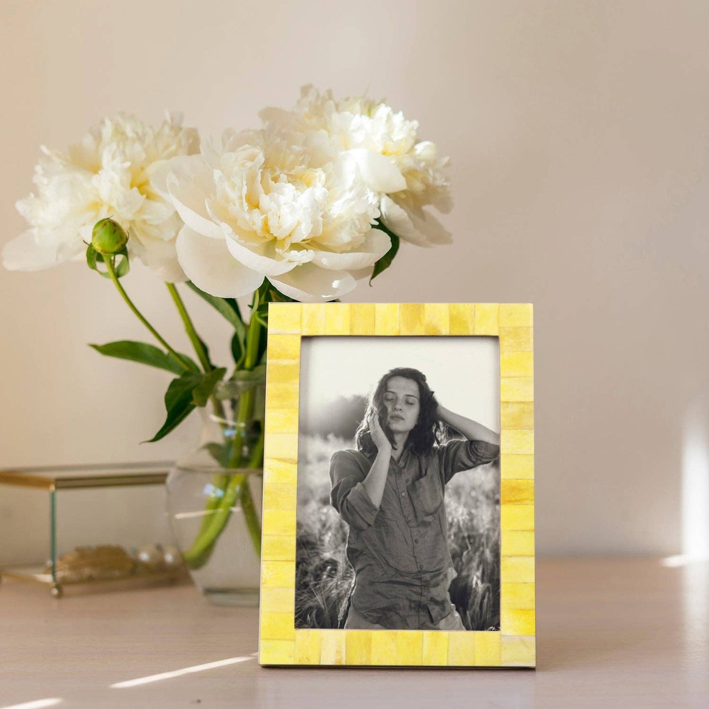 Photo Frames Chic Bone Inlay Yellow 5x7 Inch: Yellow