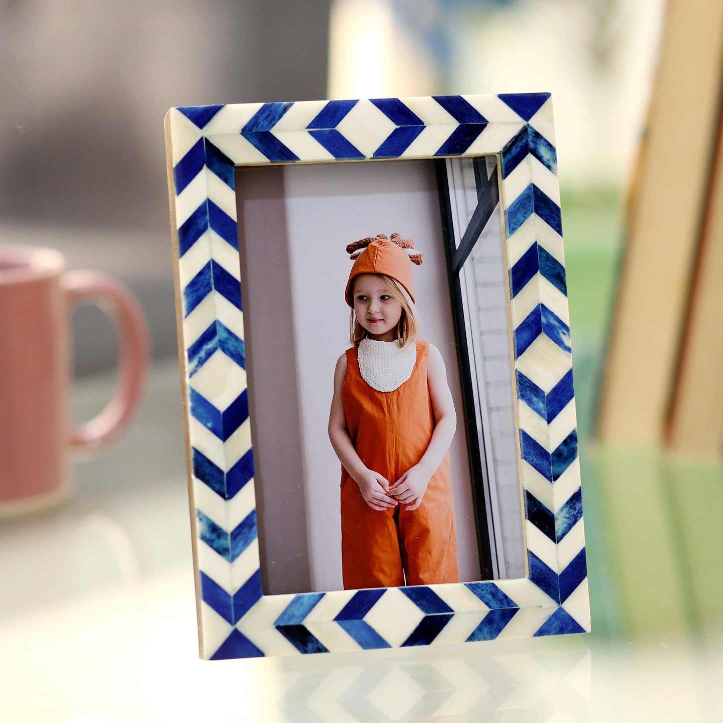 Photo Frame Mosaic Chevron Blue & White 4x6 Inch: 4x6 Inches