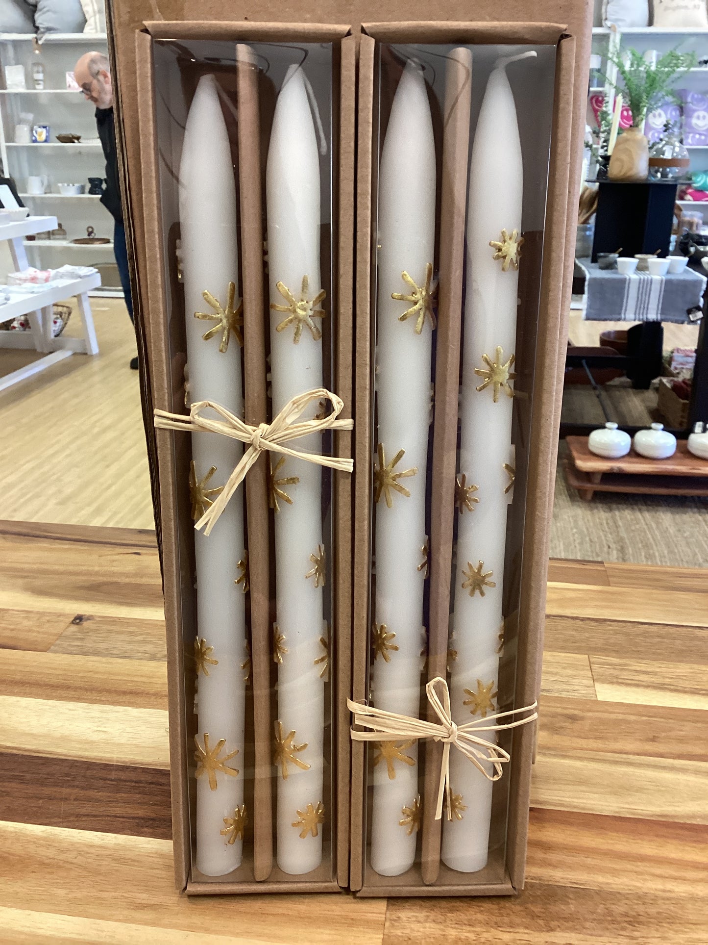 Gold stars taper candle