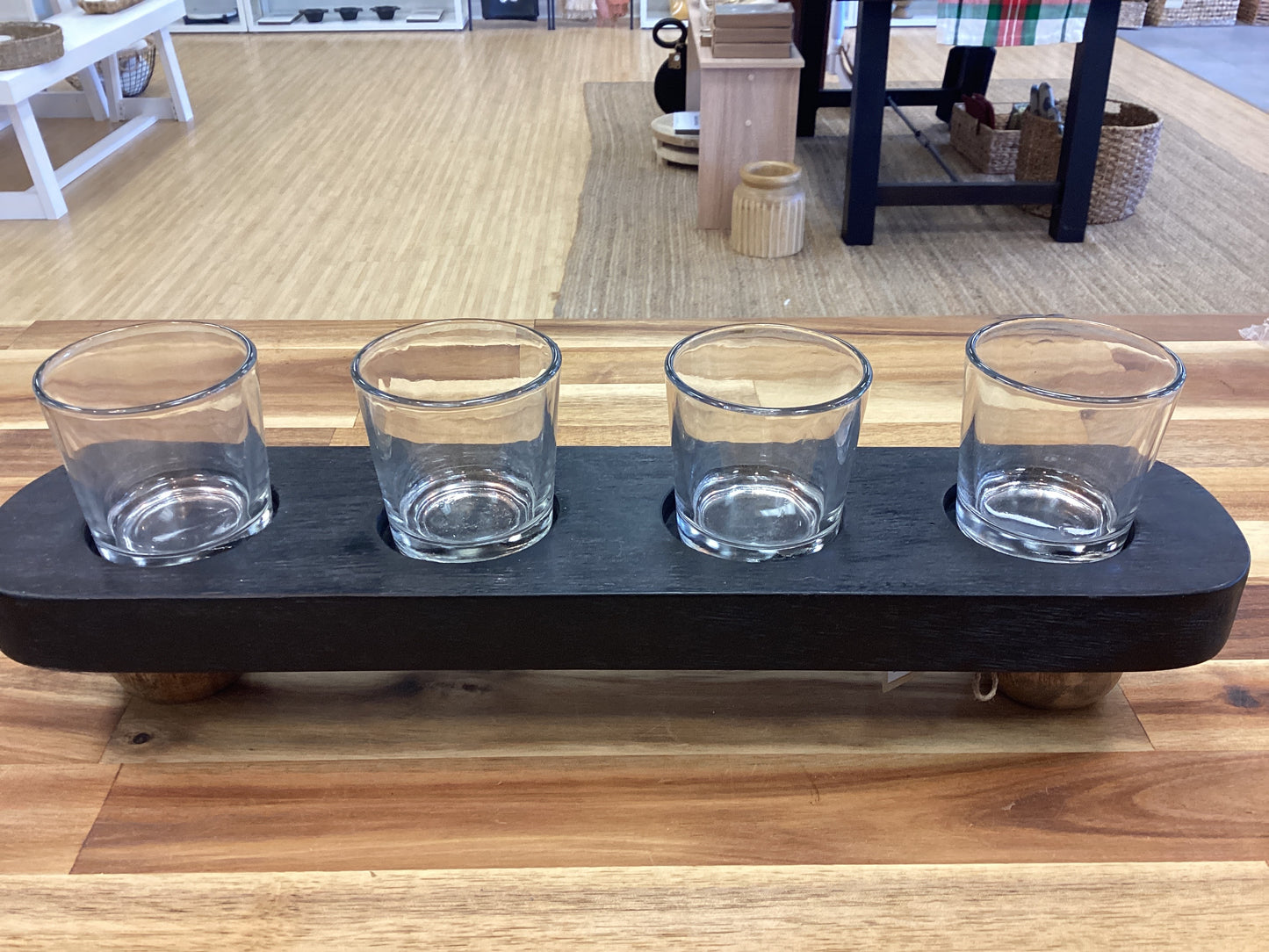 Black votive holder with feet