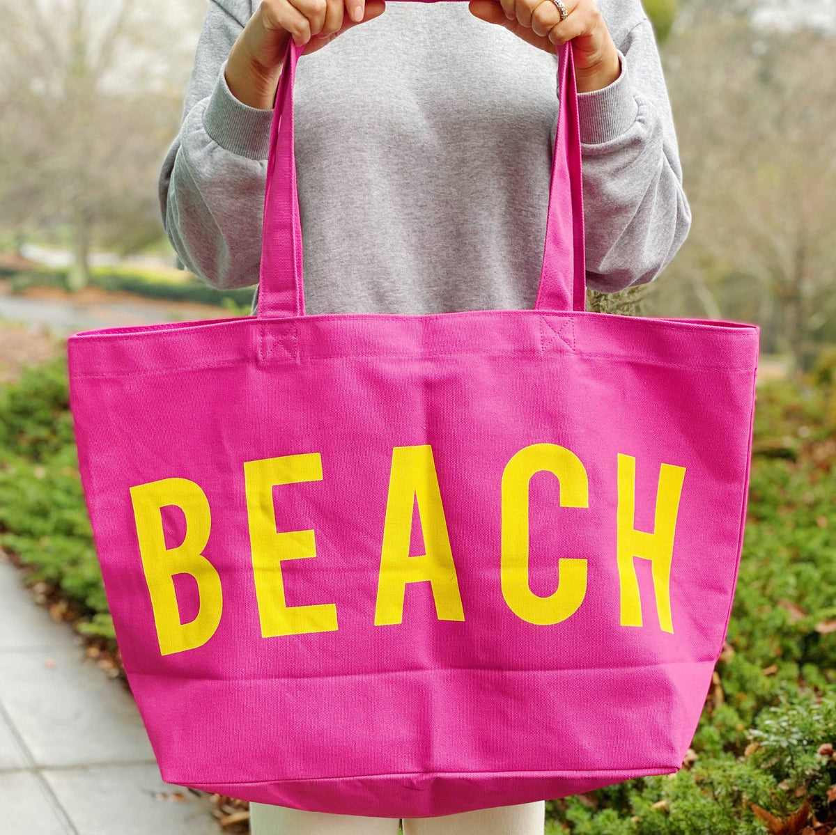 Well Made Beach Canvas Tote: Ocean