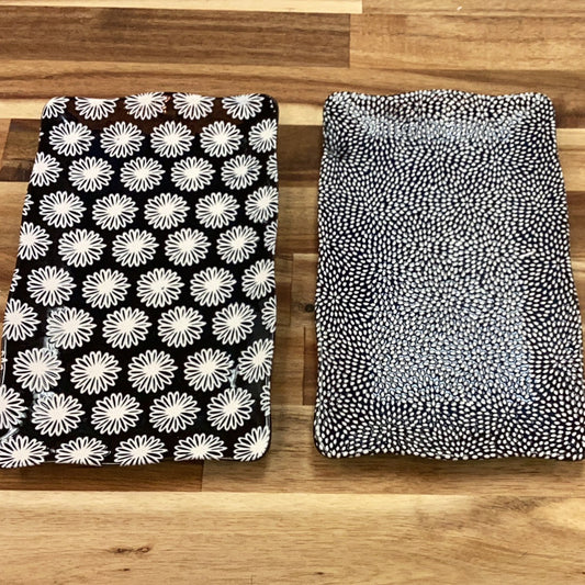 Stoneware plate platter…2 styles…navy and white