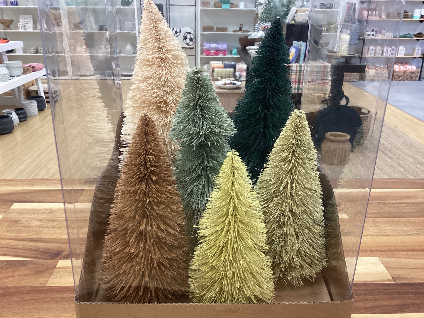 Sisal bottle brush trees w/ wood base