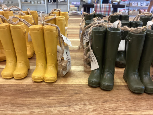 Rain boots ornament/yellow, green