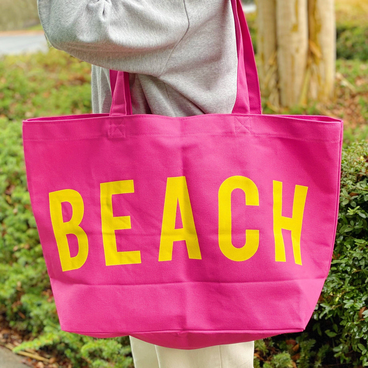 Well Made Beach Canvas Tote: Yellow