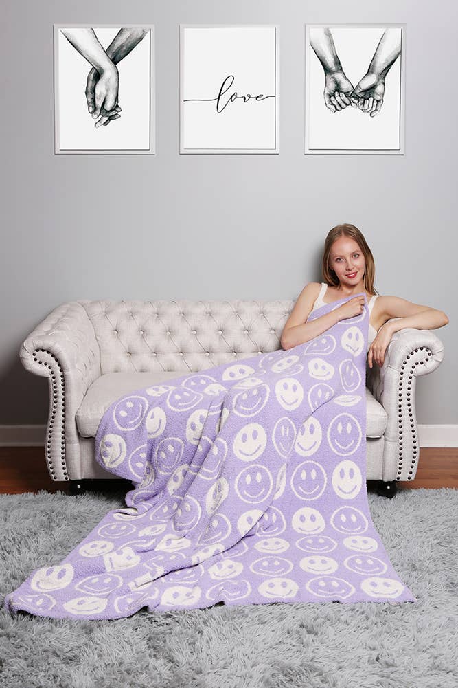 Happy Face Throw Blanket: Yellow
