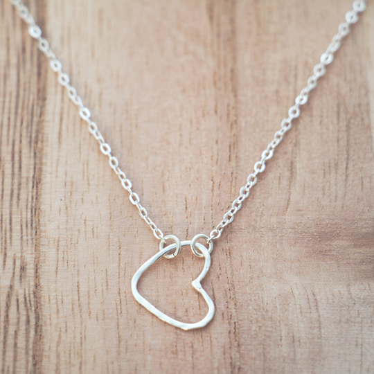 Amore Necklace: Gold