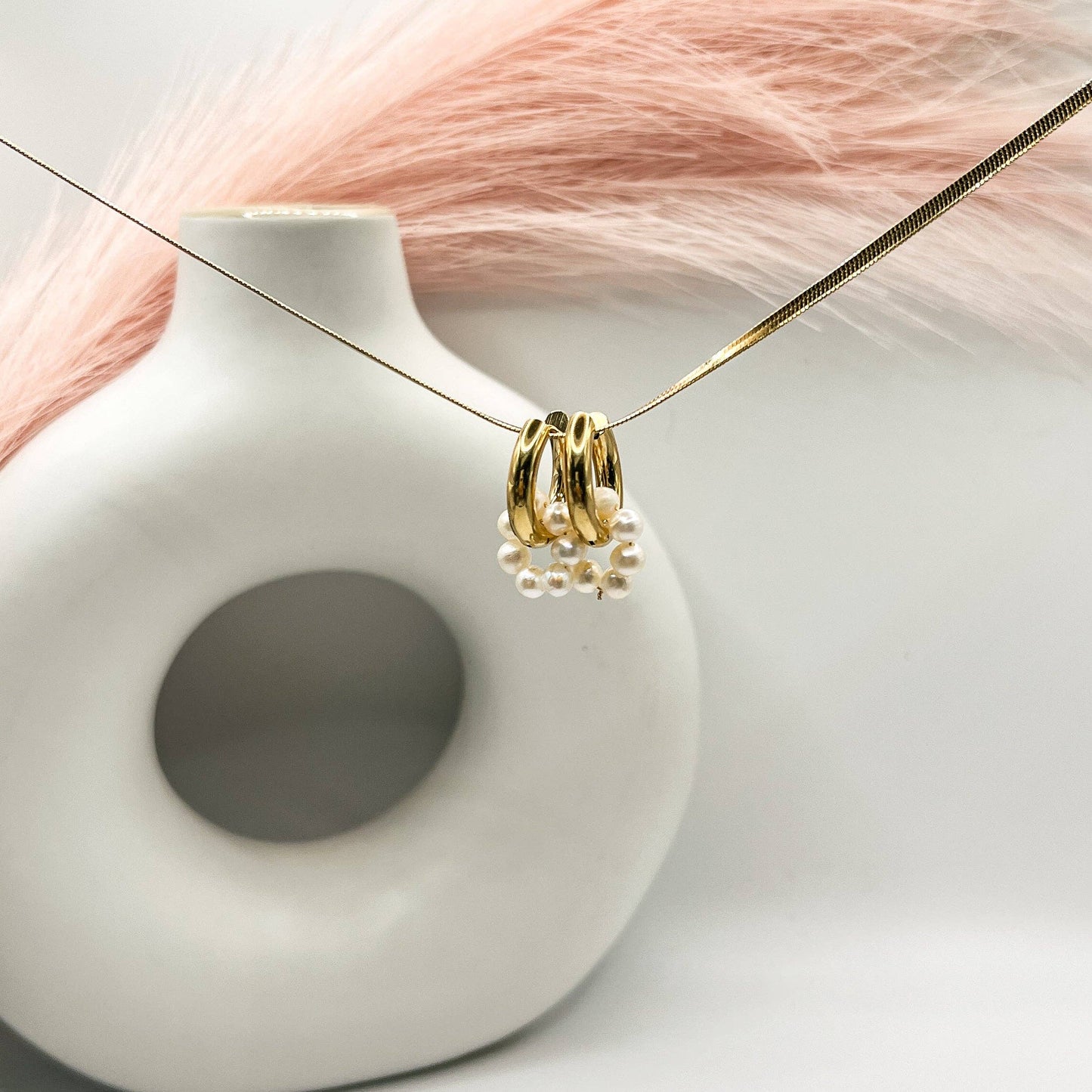 Pearls & Gold Hoop Earrings