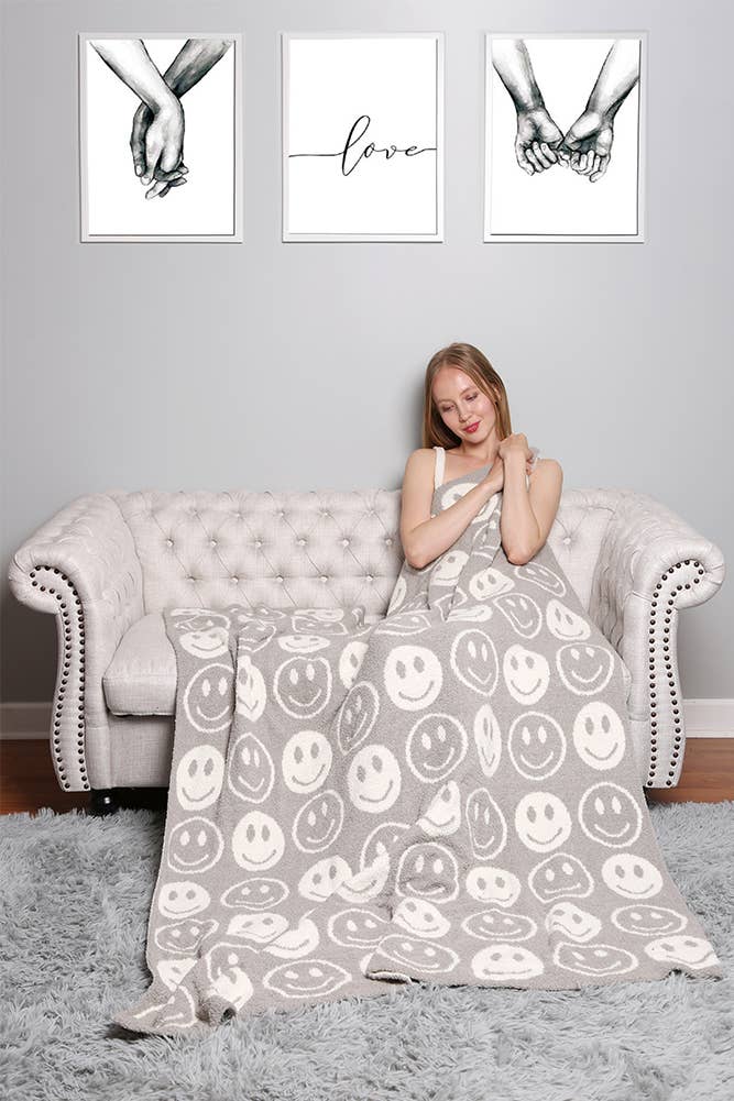 Happy Face Throw Blanket: Yellow
