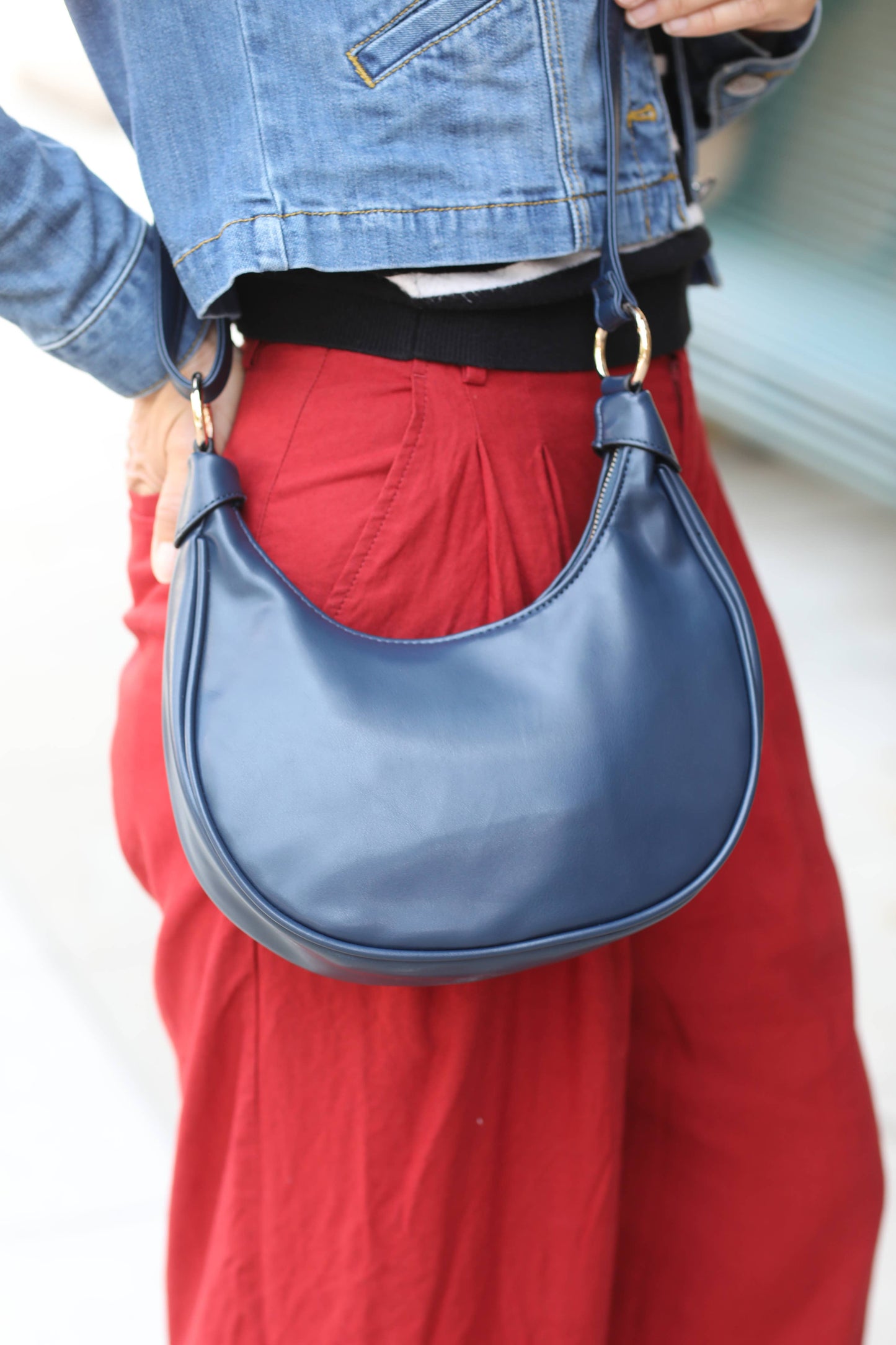 NEW! Jess 3-in-1 Hobo, Crossbody & Wristlet: Red