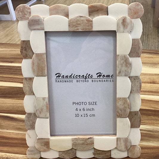 Picture Frame Scalloped Art Brown & White 4x6: Brown & White
