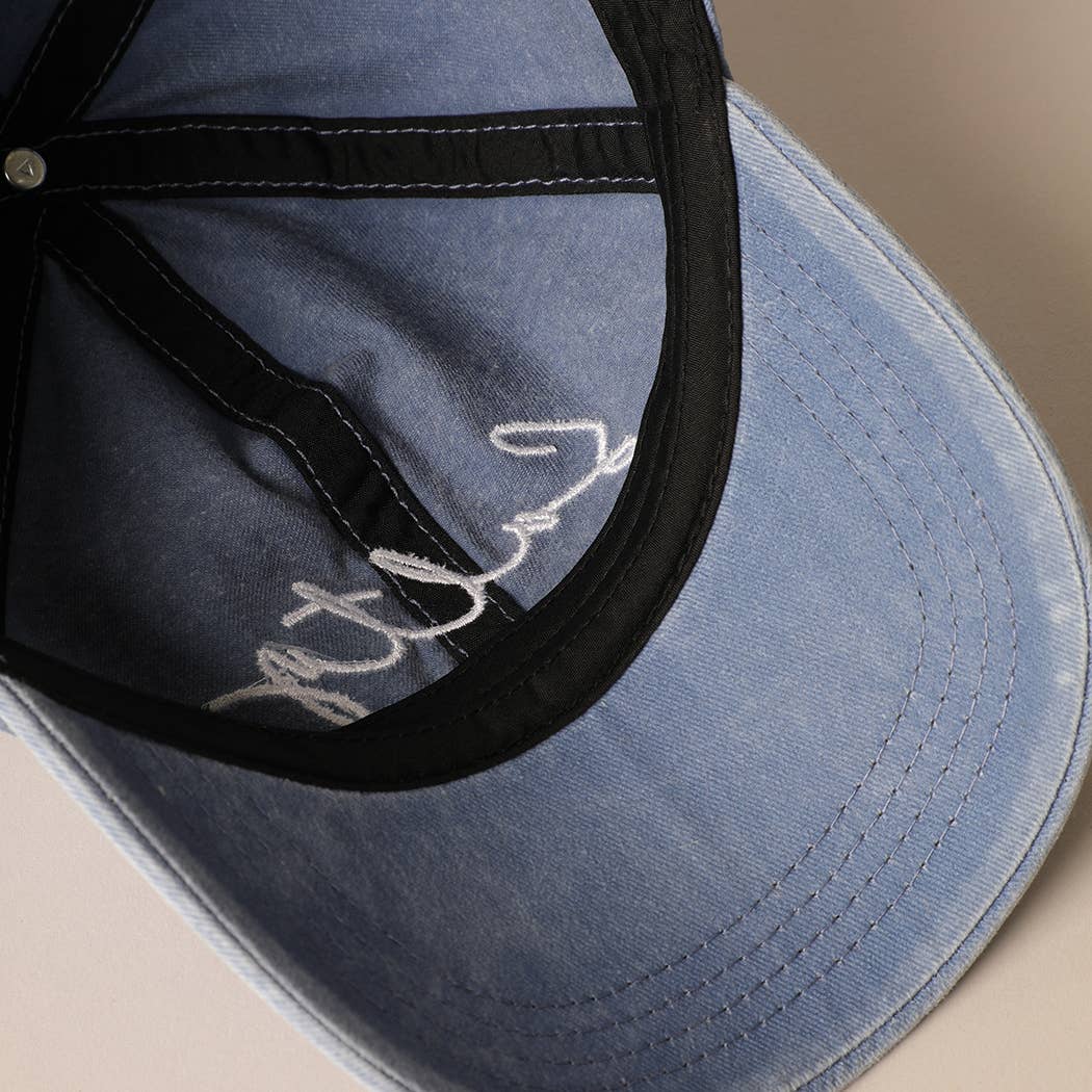 Salty Lettering Embroidery Baseball Cap: One Size / MINT