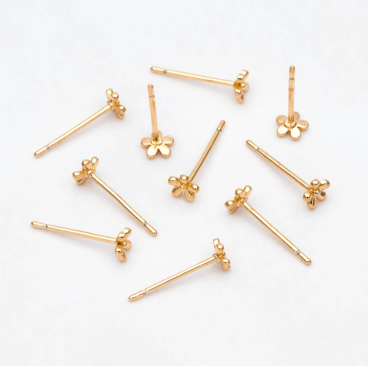 18k gold plated flower stud earrings- dainty