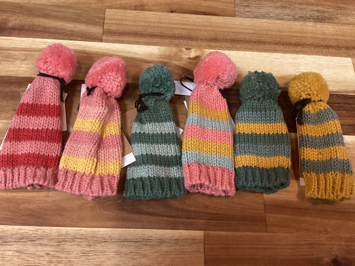 4” Knitted hat bottle topper