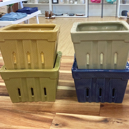 Berry bowl basket…4 colors