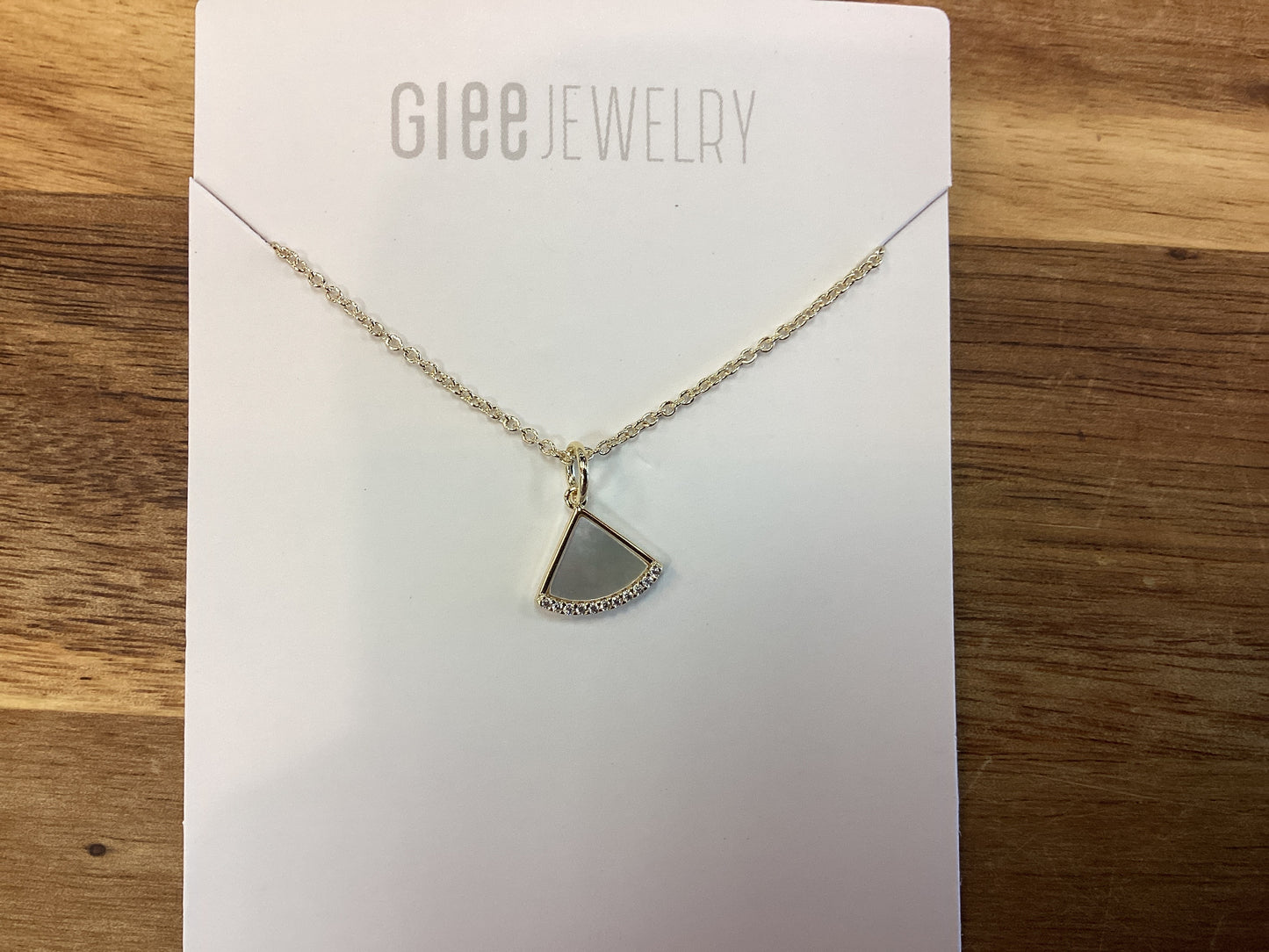 Glee Fanfare necklace gold/mother of pearl