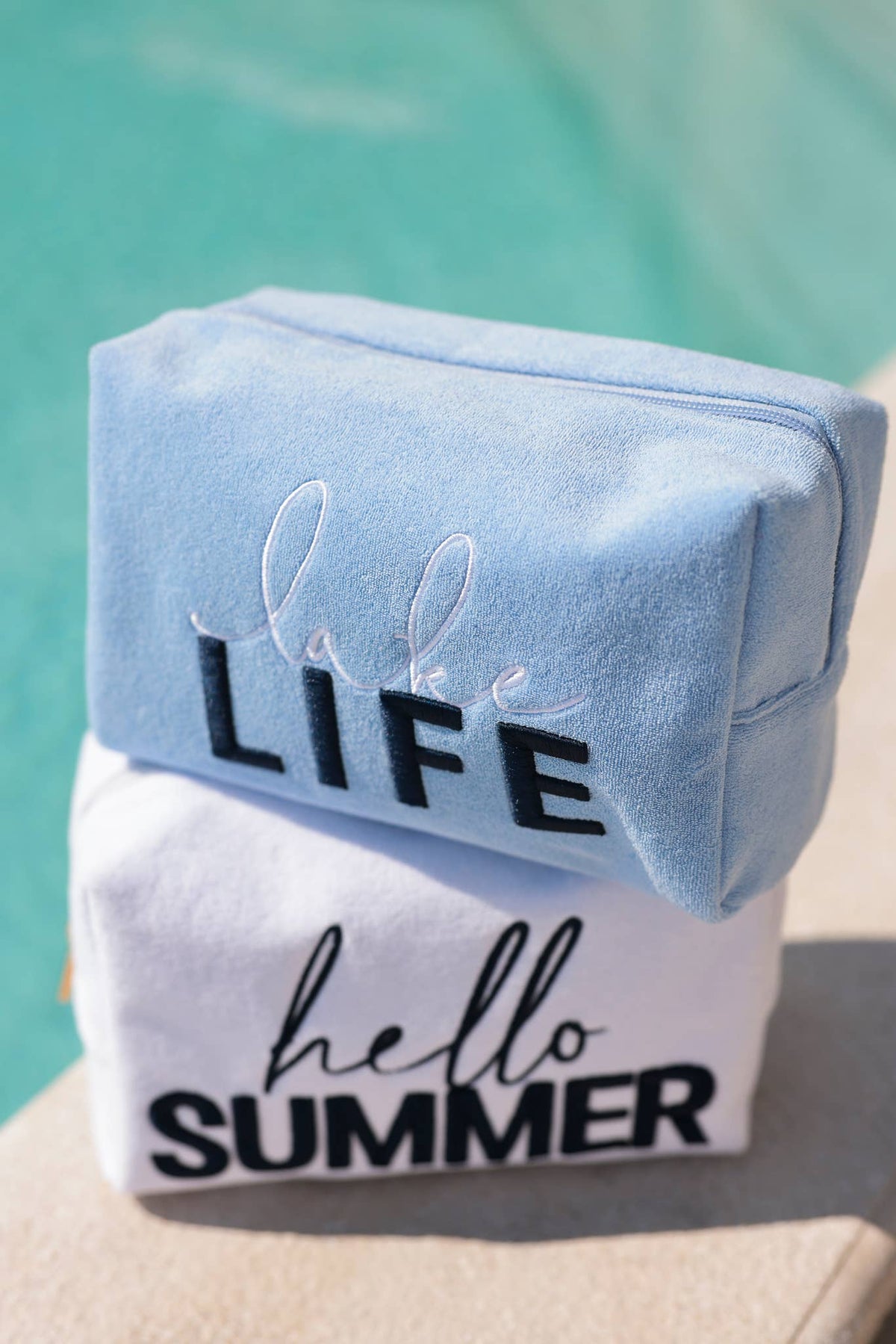 SOL LAKE LIFE ZIP POUCH, SKY