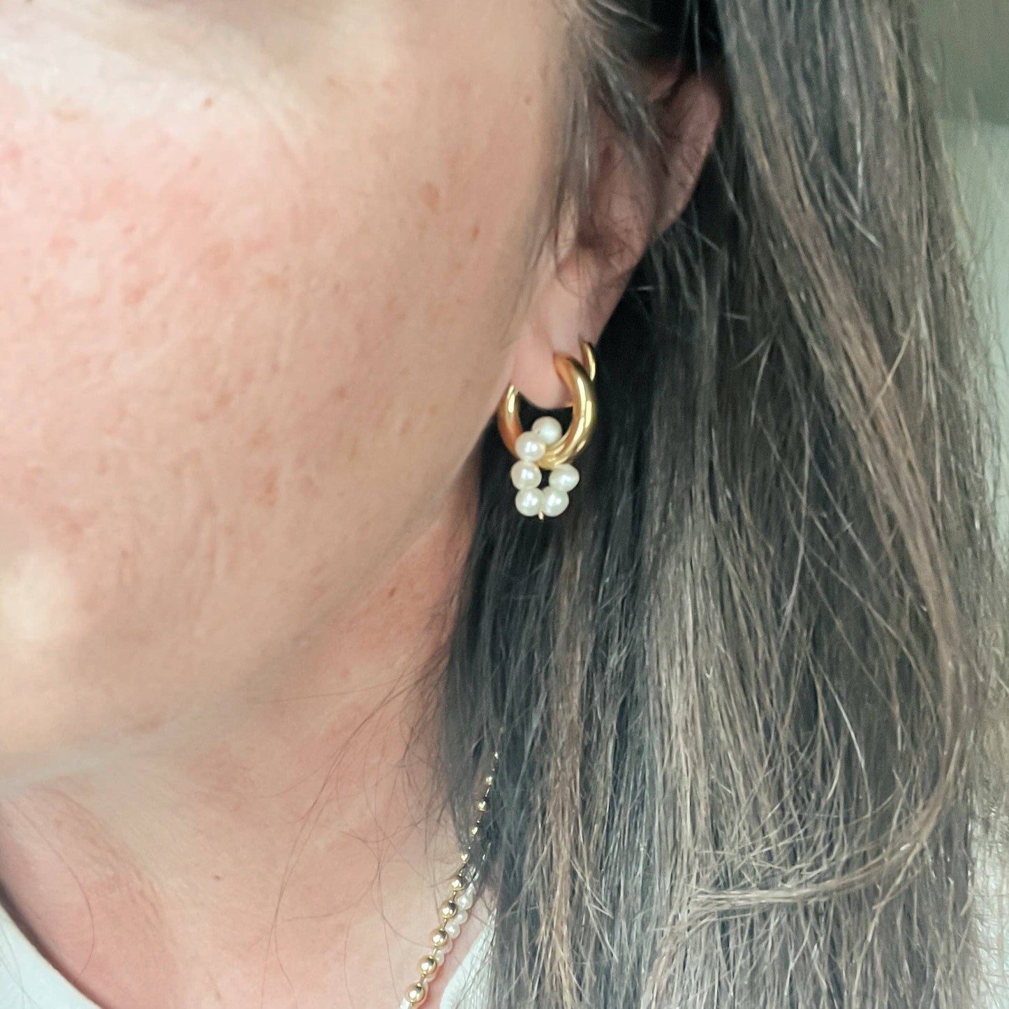 Pearls & Gold Hoop Earrings