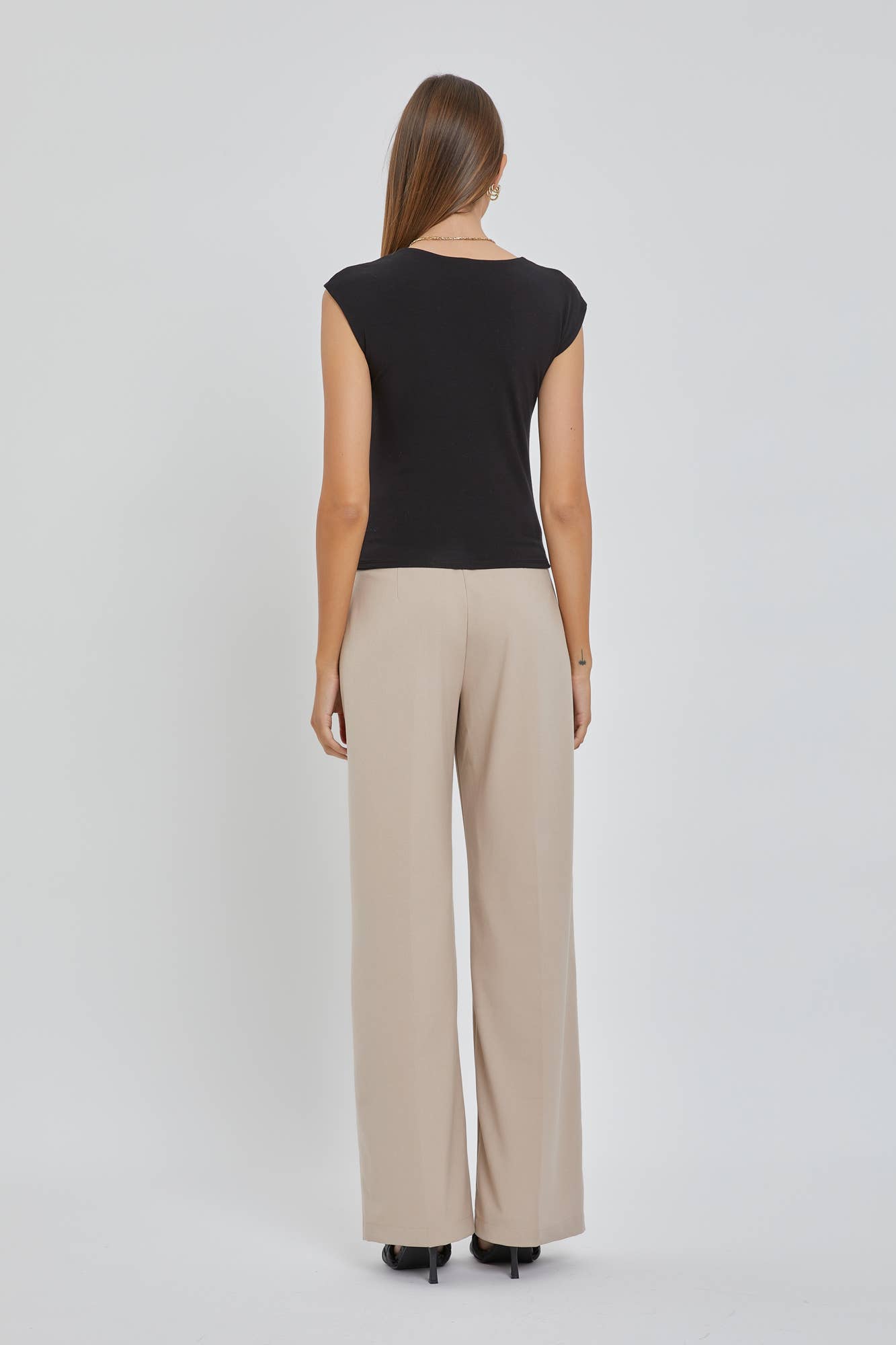 BASIC CAP SLEEVE KNIT TOP: Medium / Black
