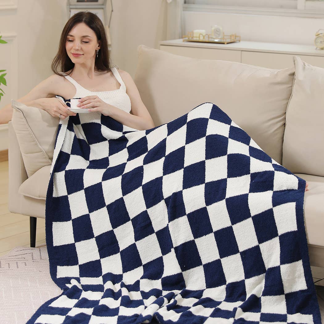 Checkerboard Throw Blanket: Pink