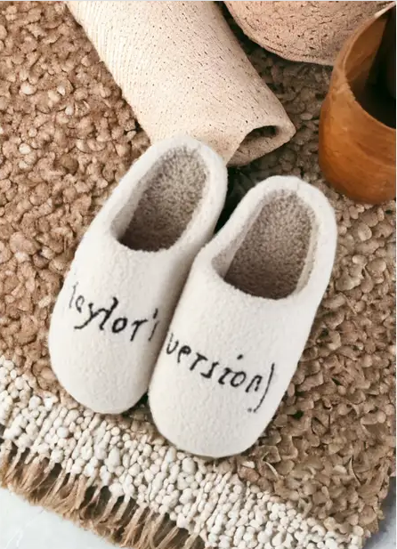 Preppy Slippers, Taylor Slippers, Cozy Slippers: 7/8 / Black Taylor's Version