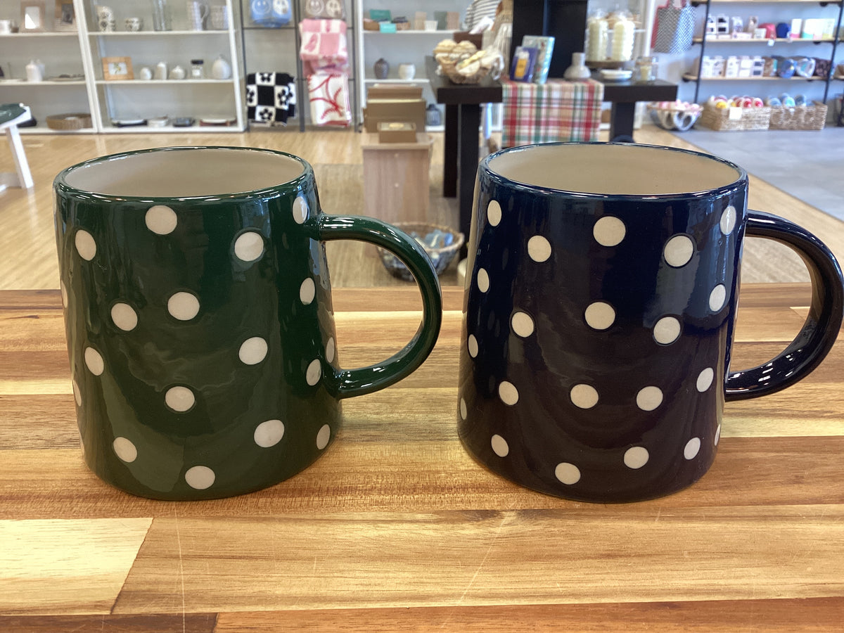 Stoneware polkadot mug