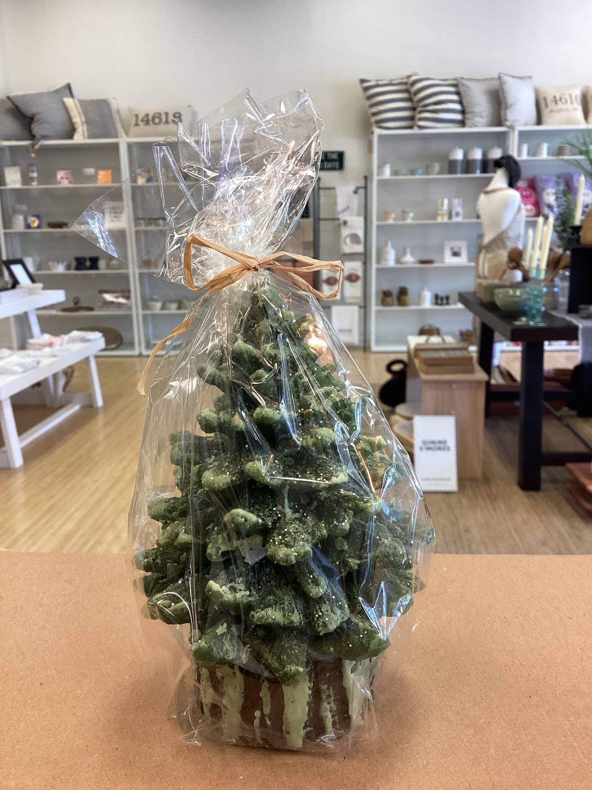 Spruce small rustic tree candle, hunter green